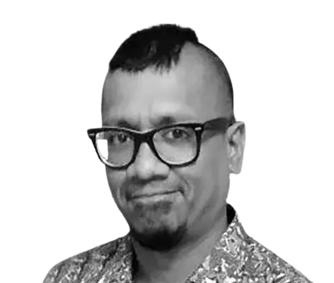 Marcus Santiago - B2W Writer