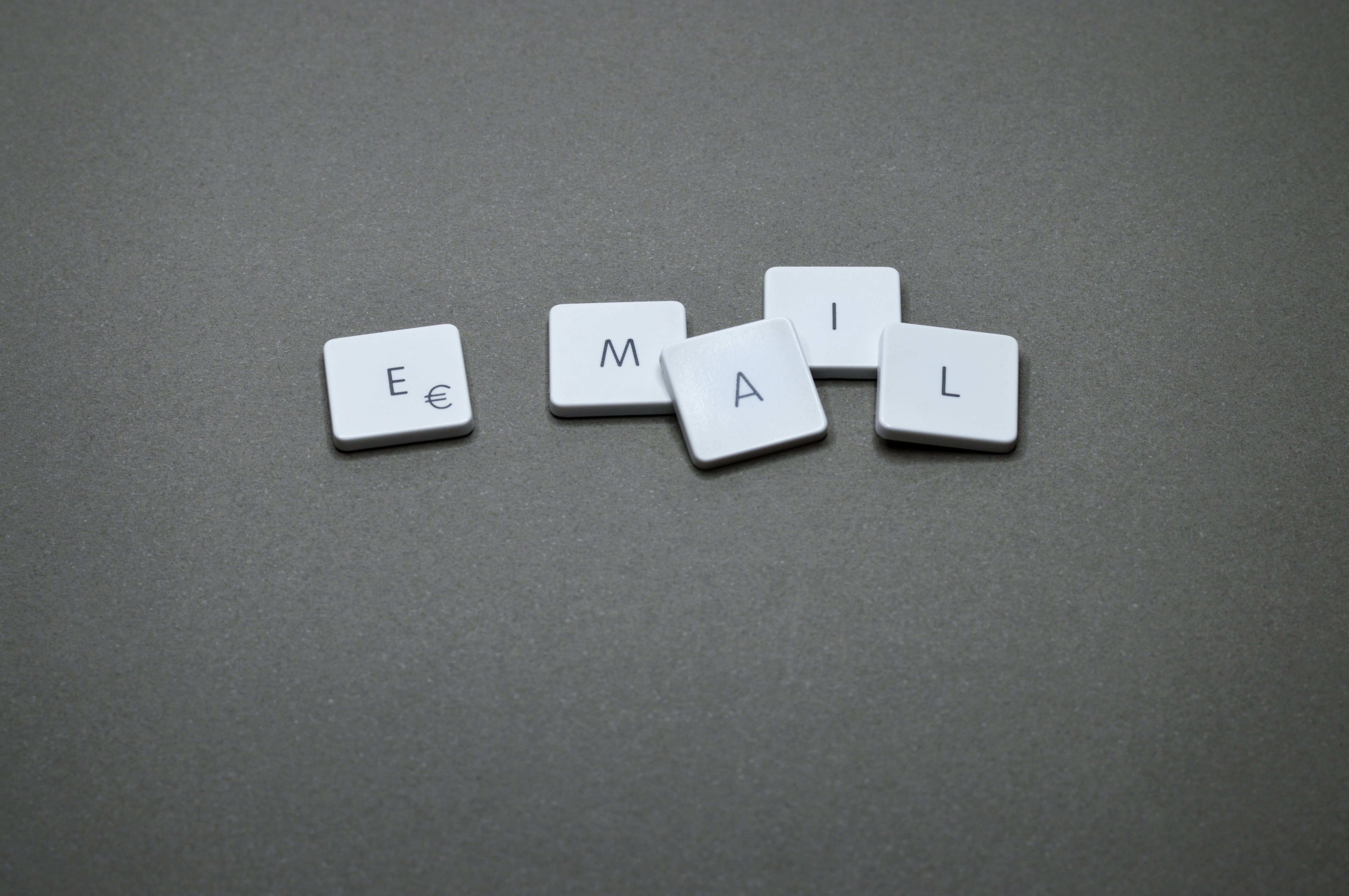 black-and-white-close-up-cubes-1591062